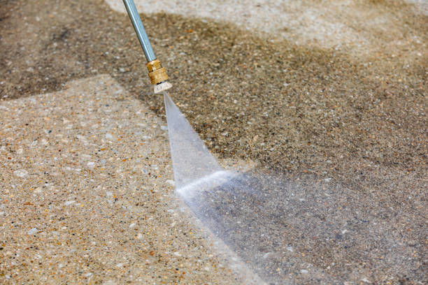 Best Playground Equipment Cleaning  in Rose Hill, KS